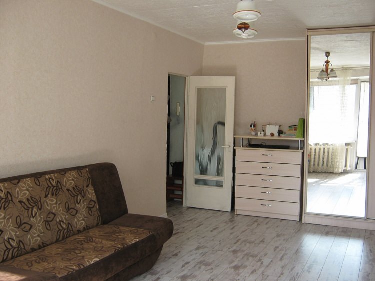Купить квартиру в калининграде недорого без посредников с фото 1 комнатную